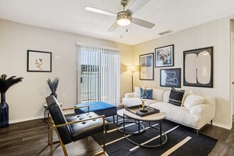 Building Photo - The Vibe Apartments