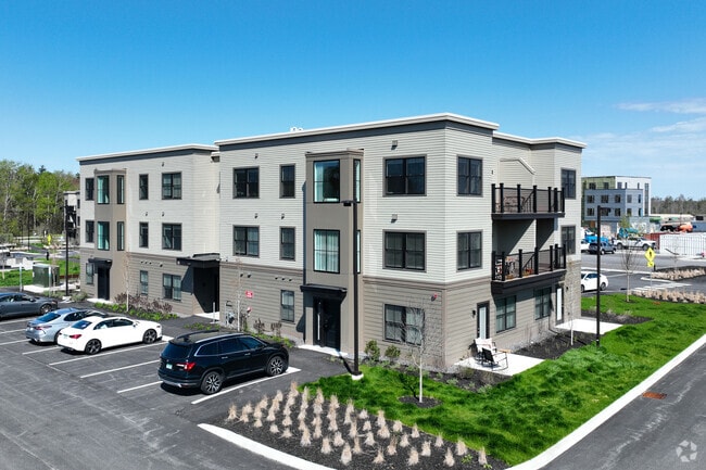 Building Photo - The Parker