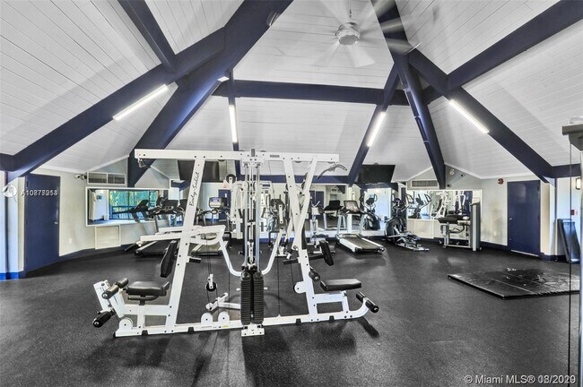 Foto del edificio - 1470 NE 123rd St