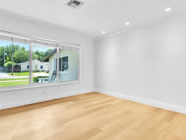 Building Photo - 10015 SW 85th Terrace