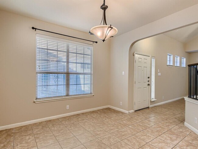 Building Photo - 1310 W Parmer Ln