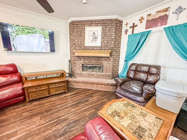 Foto del edificio - 1674 Culpepper Ln