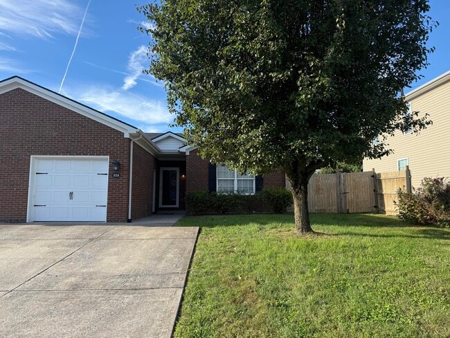 Building Photo - 858 Melanie Ln