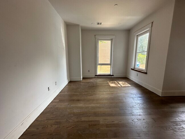 Foto del edificio - 100 Mount Pleasant Ave