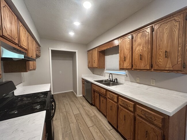 Building Photo - 19157 Richardson Ln