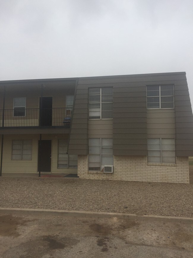 Somerset Apartments 6505 Avenue Q Lubbock, TX Apartments for Rent