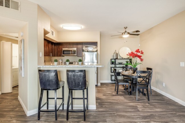 Durango Canyon Apartments Las Vegas Nv Apartments Com