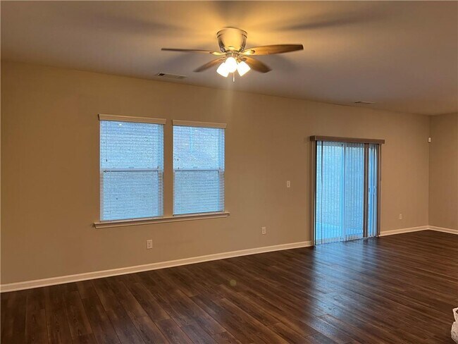 Foto del edificio - 2008 Nuthatch Dr