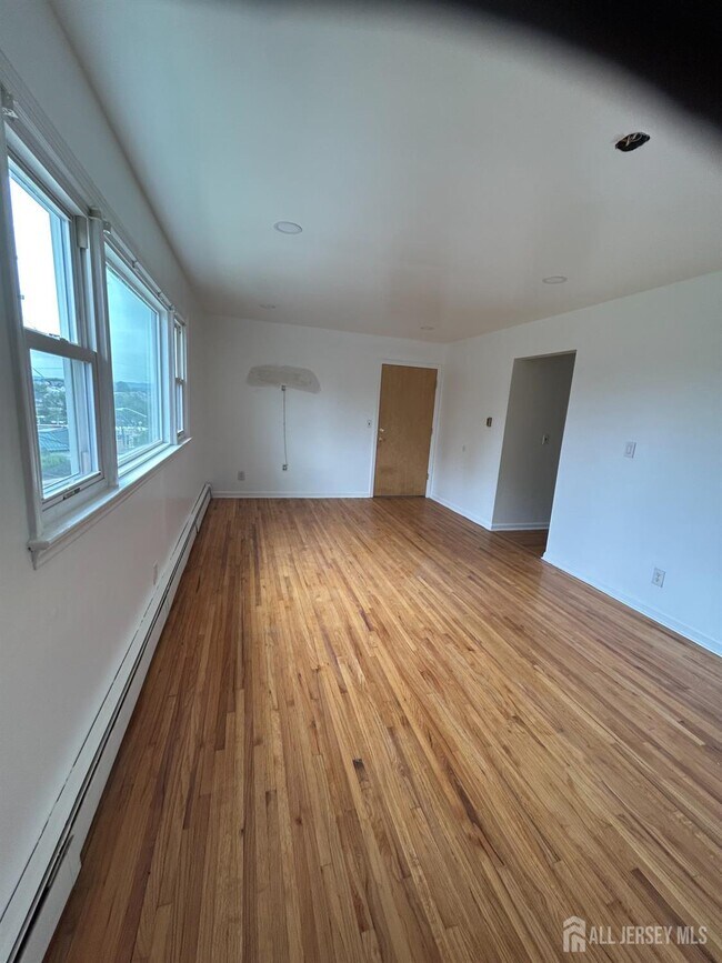Foto del edificio - 811 Valley Brook Ave