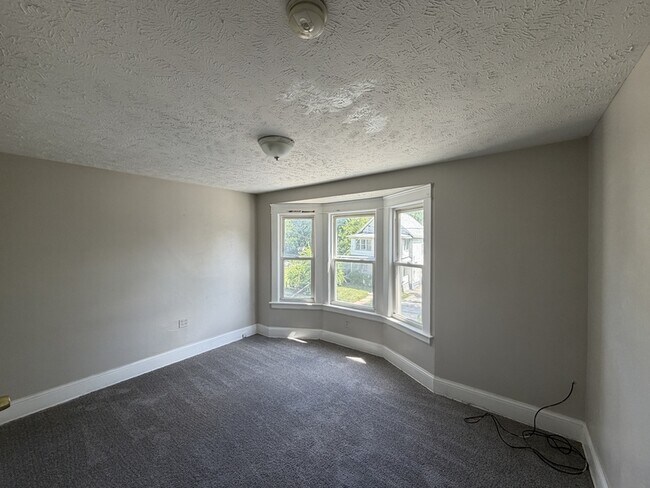 Foto del edificio - 856 E 155th St