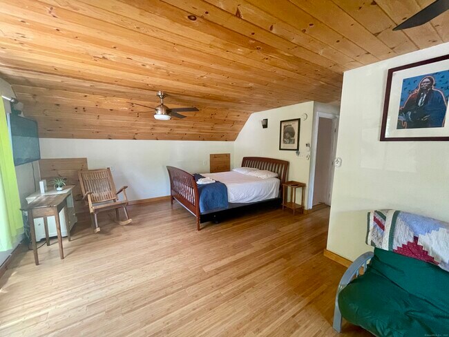 Foto del edificio - 24 Arrowhead Ln