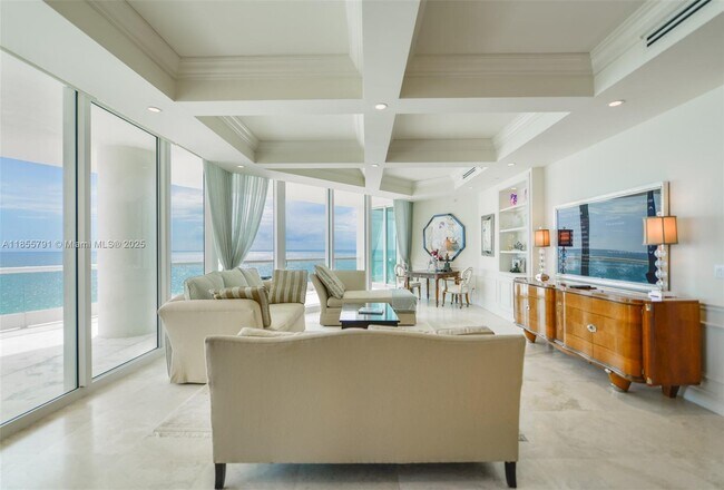 Foto del edificio - 16051 Collins Ave