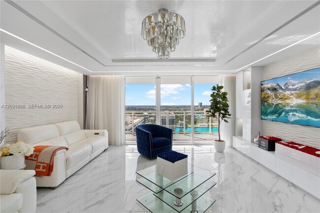 Building Photo - 2030 S Ocean Dr