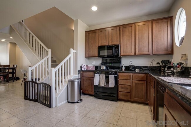 Building Photo - 1386 Dandelion Way