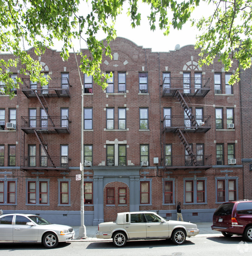 Building Photo - Harding Arms