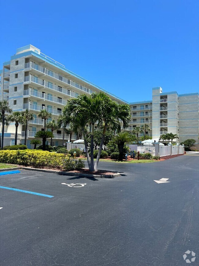 Building Photo - 1050 N Atlantic Ave