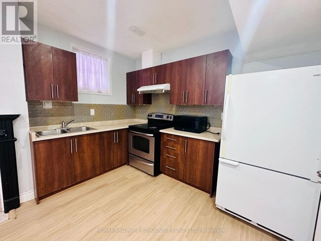 Photo du bâtiment - 135 Cheltenham Rd