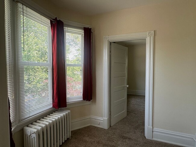 Building Photo - 416 N Swarthmore Ave