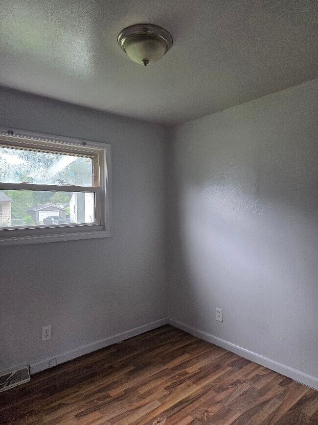 Foto del edificio - 1225 Scott Ave