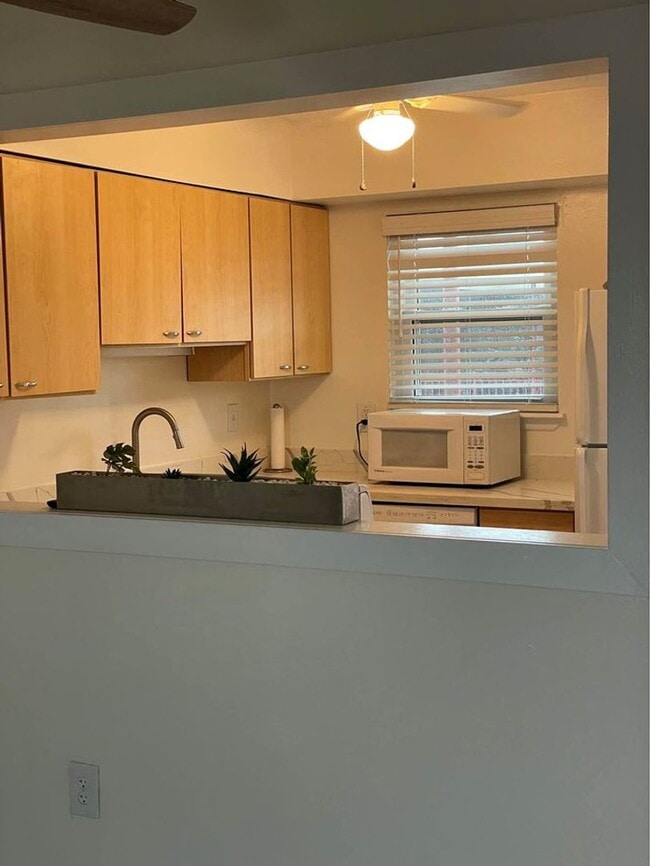 Building Photo - 2500 Houma Blvd