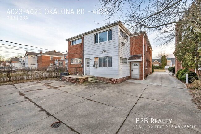 Foto del edificio - "Modern Elegance: Spacious 3 Bed, 1.5 Bath...