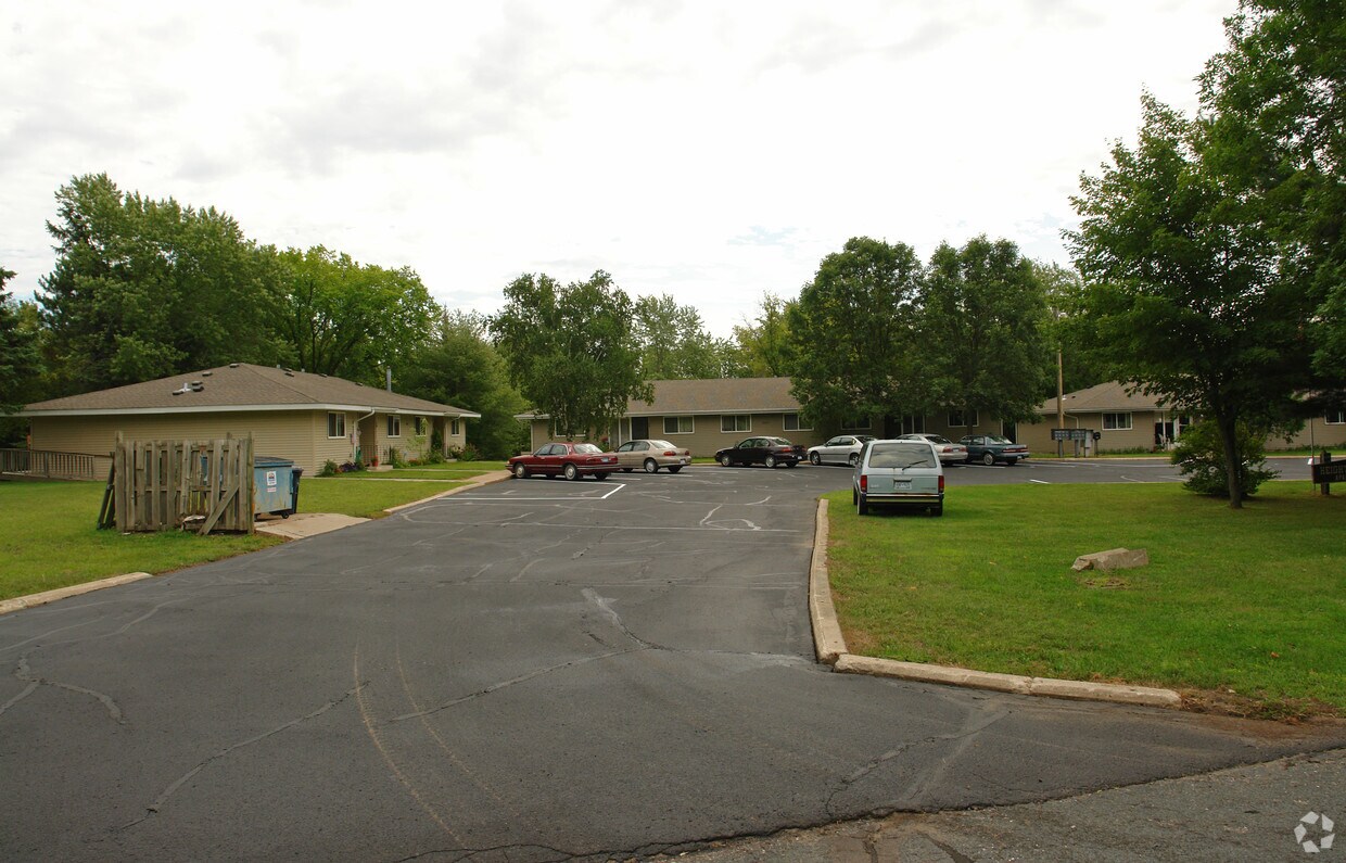Foto del edificio - Heights Court