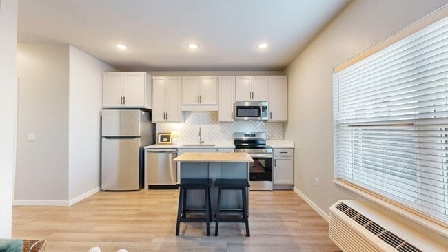 Building Photo - Lochner Apartments