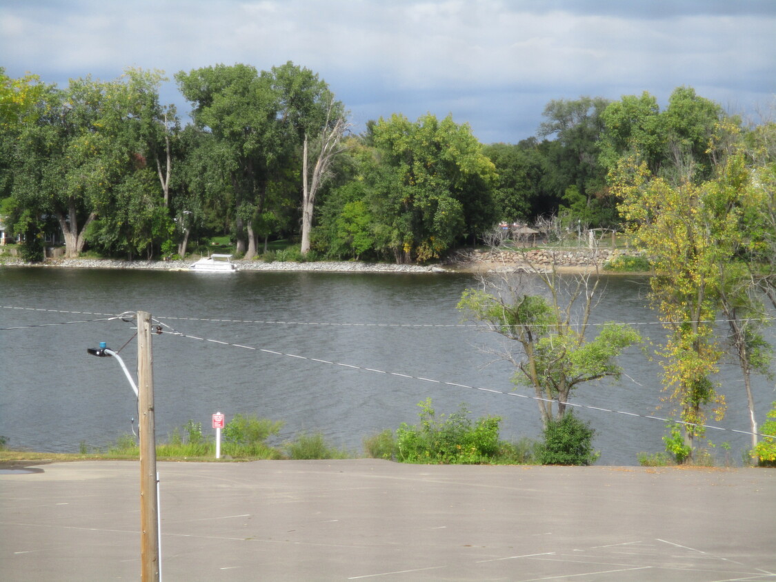 Riverview Estates View of River - Ninety9 Lofts