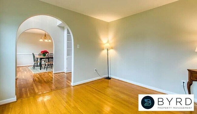 Foto del edificio - 4997 Hanover Meadow Dr