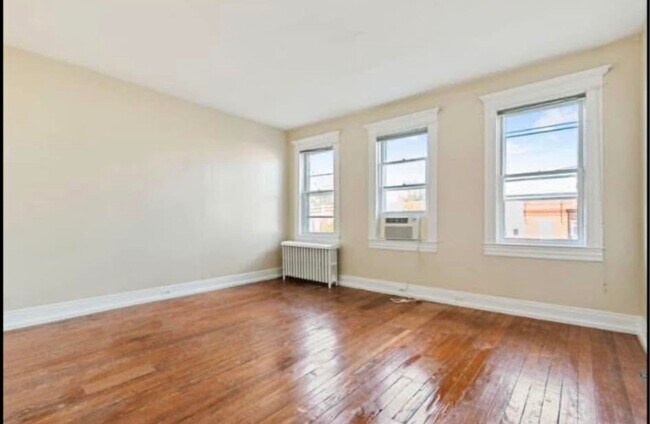 Foto del edificio - 2916 Guilford Ave