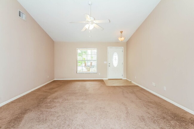 Foto del edificio - 4637 72nd Ct E
