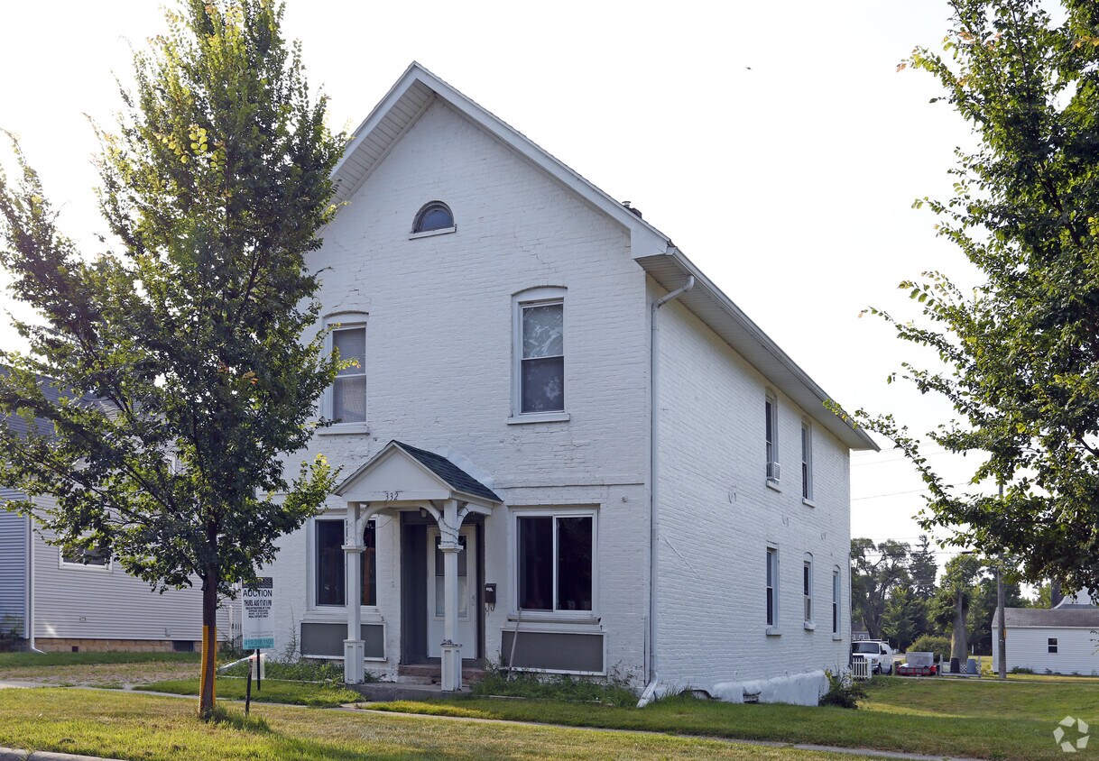 332 W Wayne St, Maumee, OH 43537 Apartments in Maumee, OH