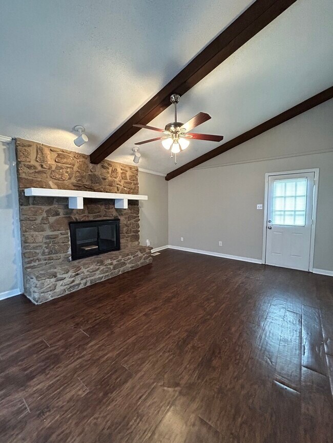 Building Photo - 1 Coronado Cove Maumelle, AR 72113
