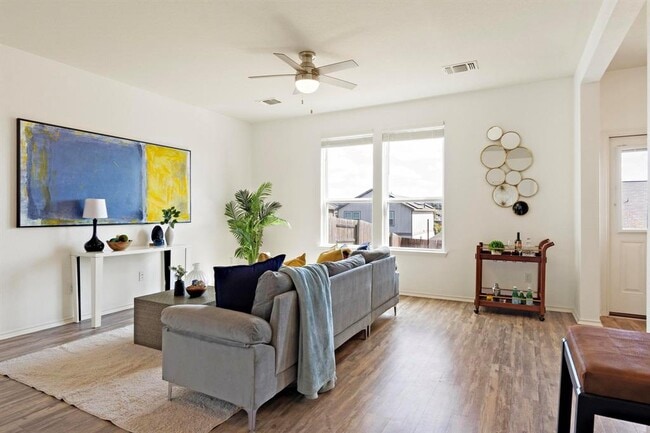 Foto del edificio - 217 Boxwood Dr