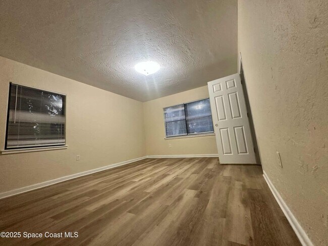 Foto del edificio - 216 Virginia Ave