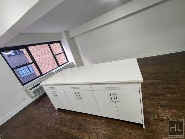 Foto del edificio - EAST 57 STREET