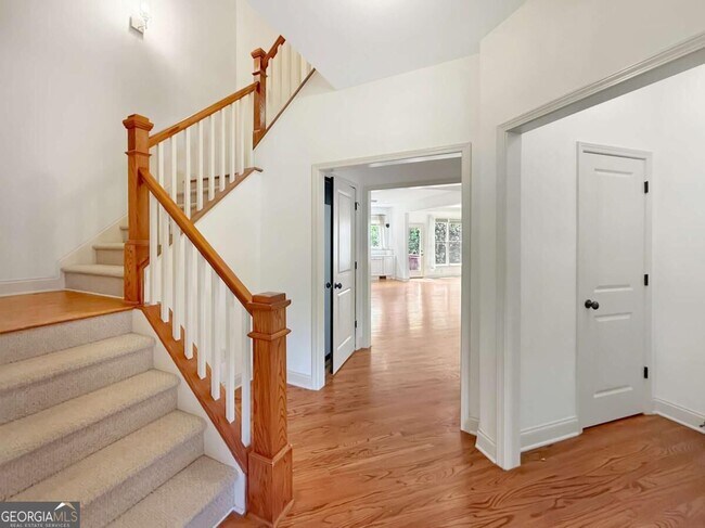 Foto del edificio - 8275 Majors Ridge Way