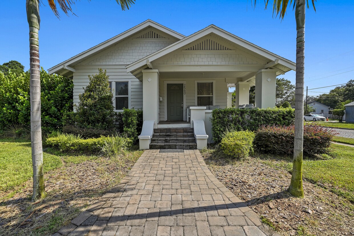 Photo - 2560 4th Ave S (Saint Petersburg, FL)