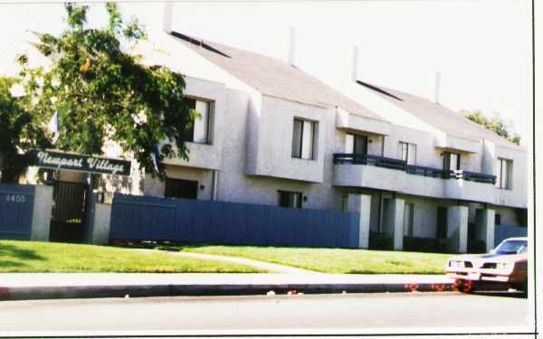 Newport Village Apartments - Date Palms Apartments