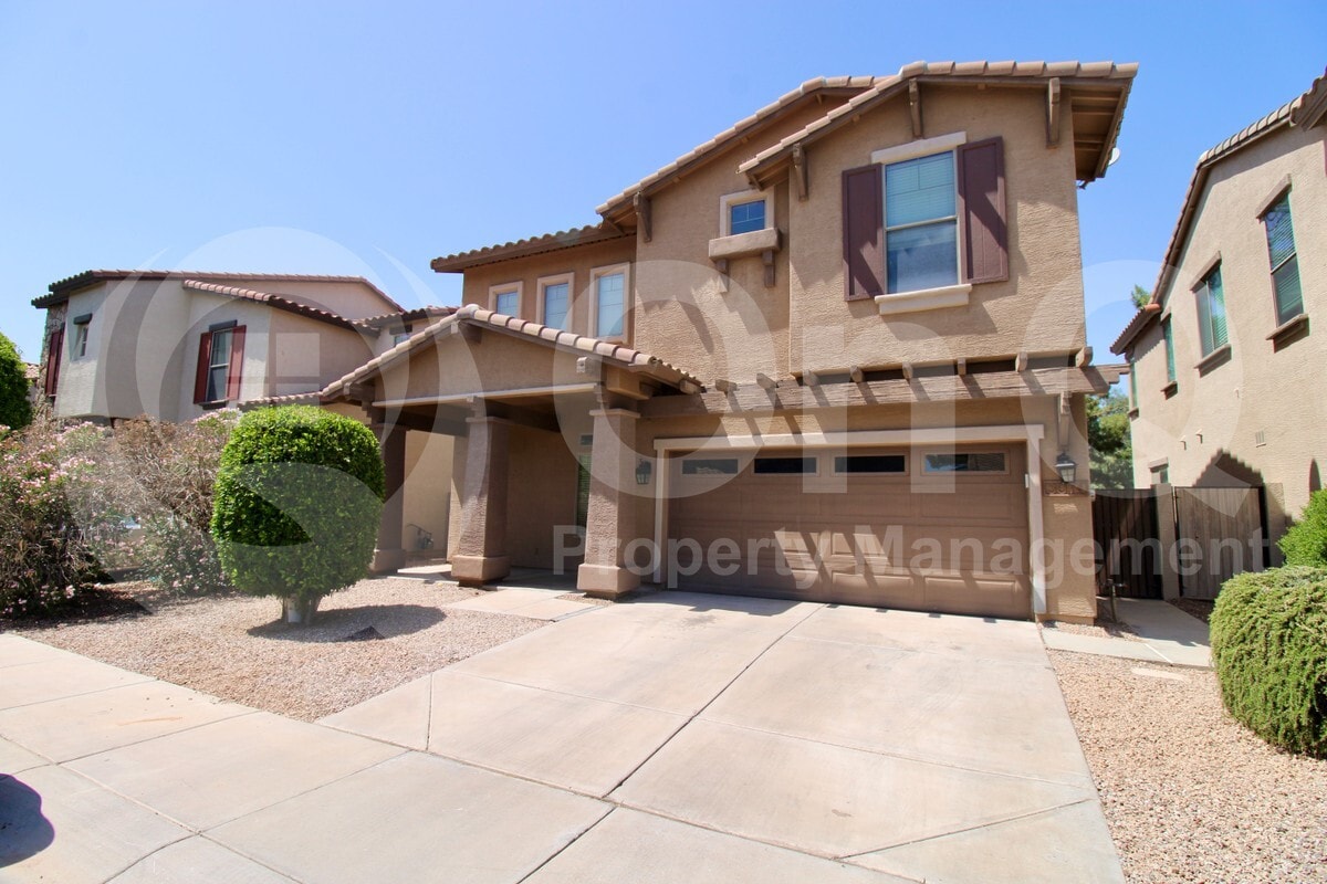 Foto principal - 3074 S Southwind Dr