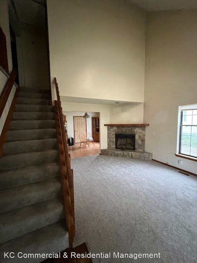 Foto del edificio - 3 br, 1.5 bath House - 11031 N Oak Trfy