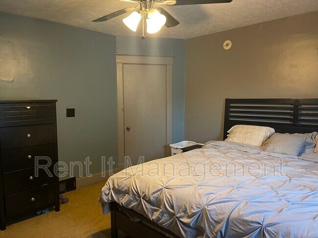 Foto del edificio - 2595 Evans St