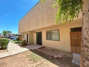 Building Photo - 6006 W Townley Ave