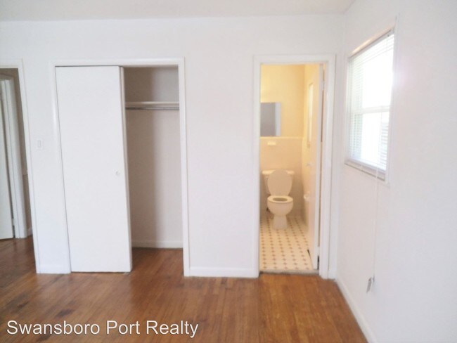 Building Photo - 3 br, 1.5 bath House - 205 Yaupon Drive