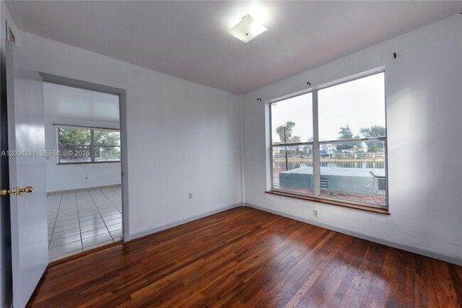 Foto del edificio - 1255 Marseille Dr