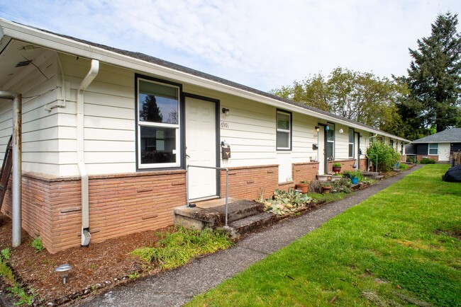 Foto del edificio - 6923-6923 NE Prescott St