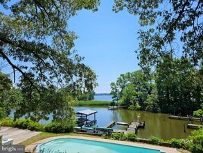 Building Photo - 355 Sturtons Ln