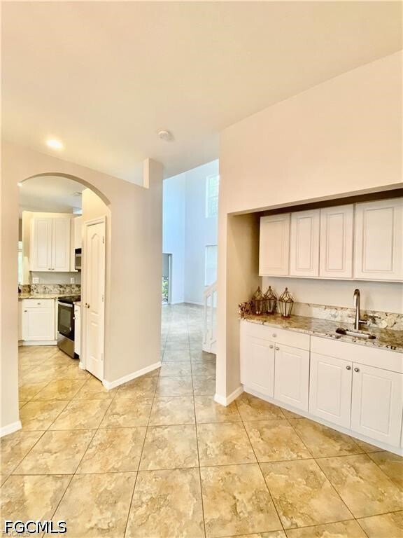 Building Photo - 8929 Spring Mountain Way