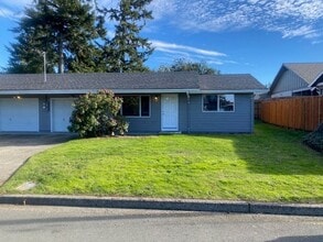 Building Photo - 933 Fenwick St