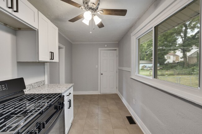 Foto del edificio - 7228 Page Ave